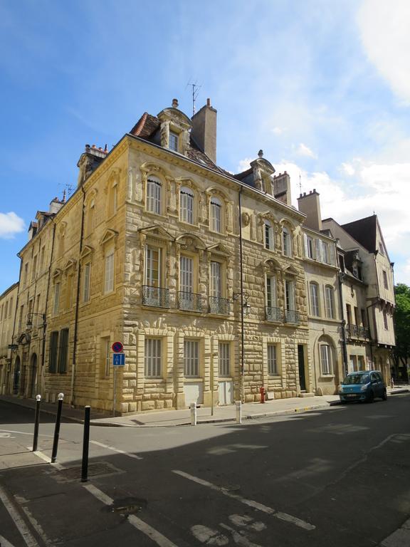 Benigne Malyon Dijon Exterior foto