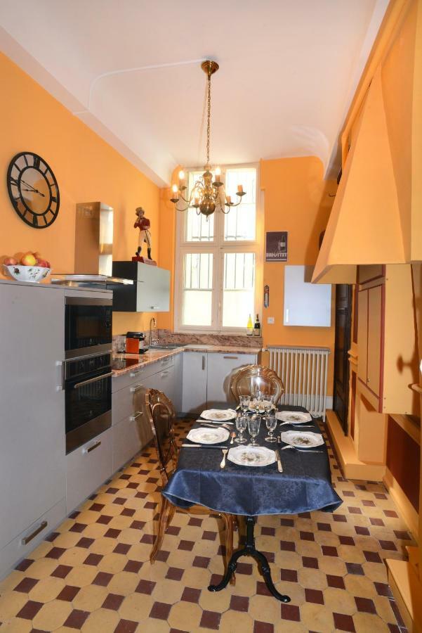 Benigne Malyon Dijon Exterior foto